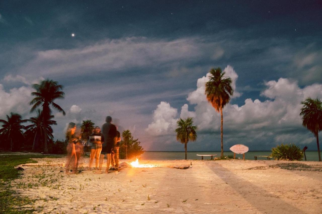 Ikarus Costa Mujeres Eco Lodge Sunset View Cancún Buitenkant foto