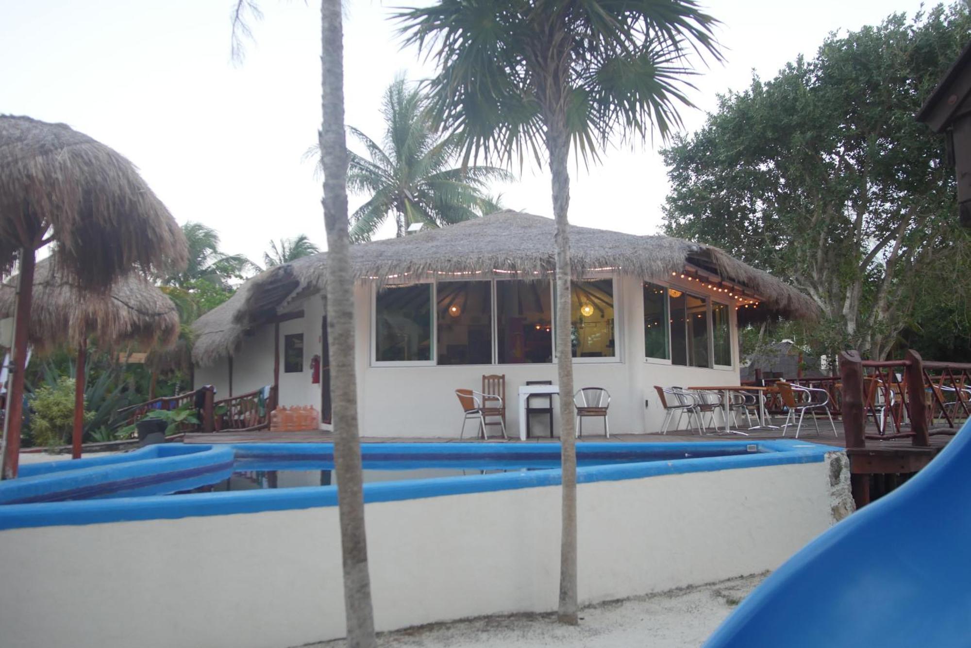 Ikarus Costa Mujeres Eco Lodge Sunset View Cancún Buitenkant foto