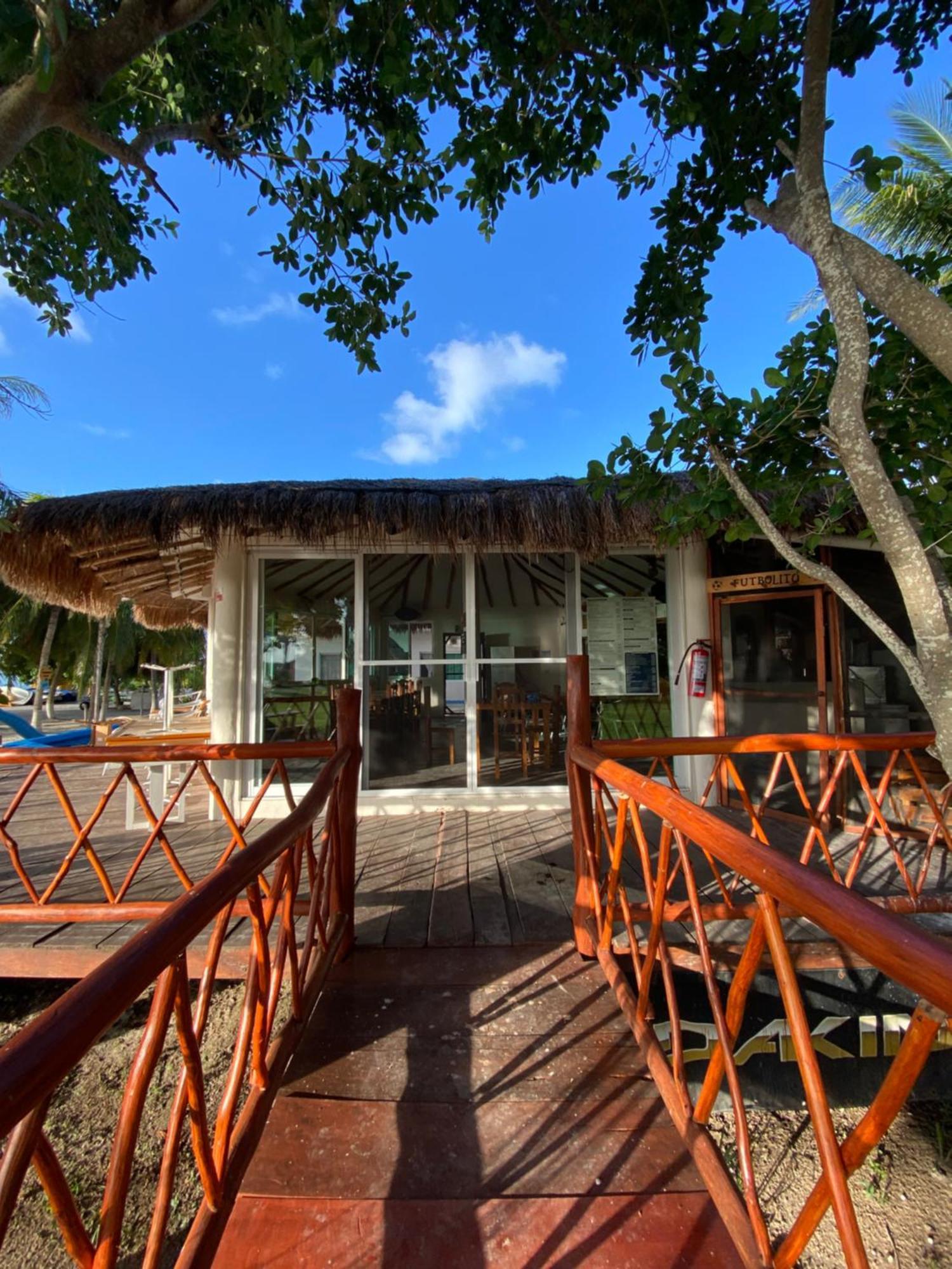 Ikarus Costa Mujeres Eco Lodge Sunset View Cancún Buitenkant foto