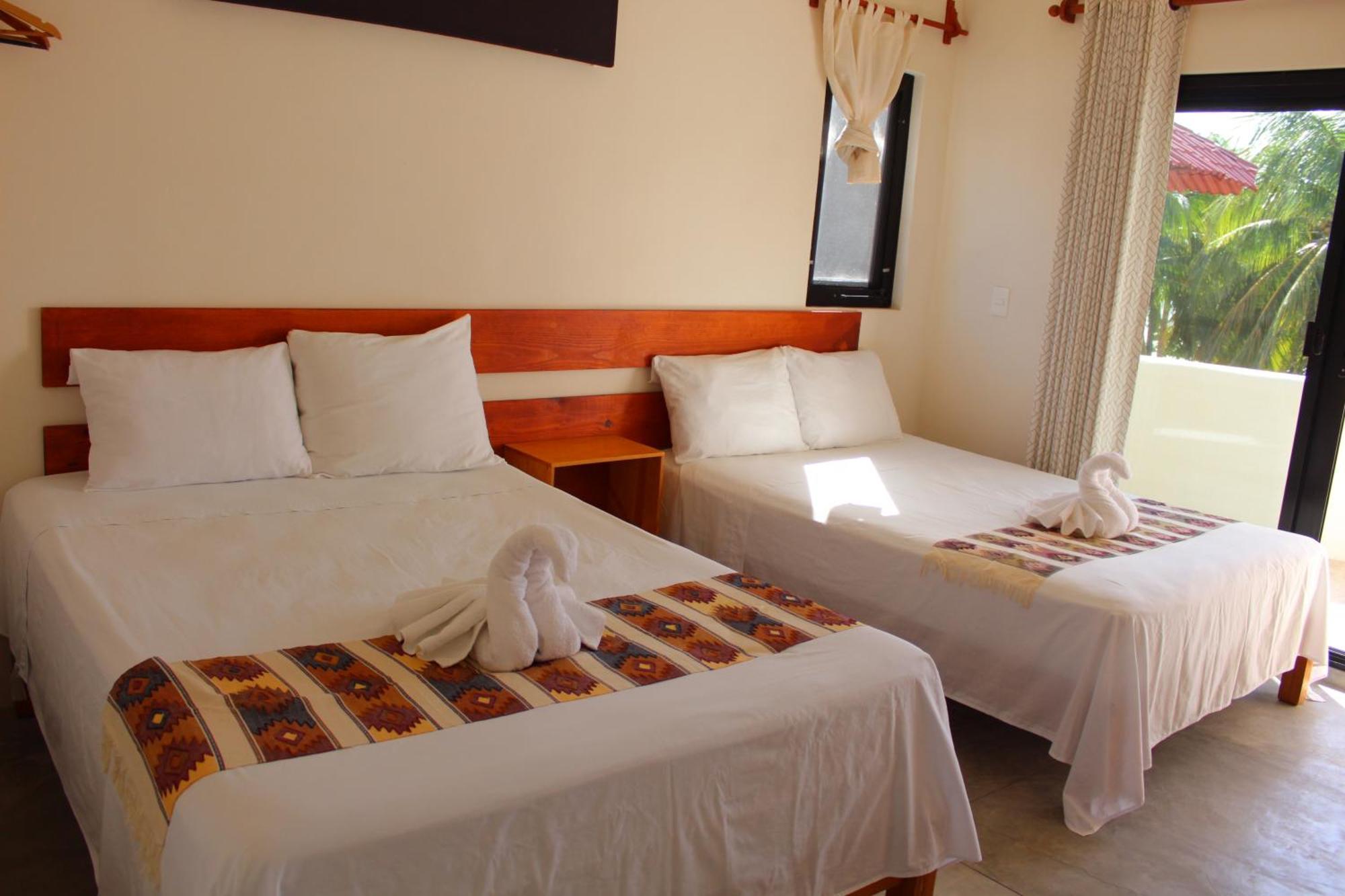 Ikarus Costa Mujeres Eco Lodge Sunset View Cancún Buitenkant foto