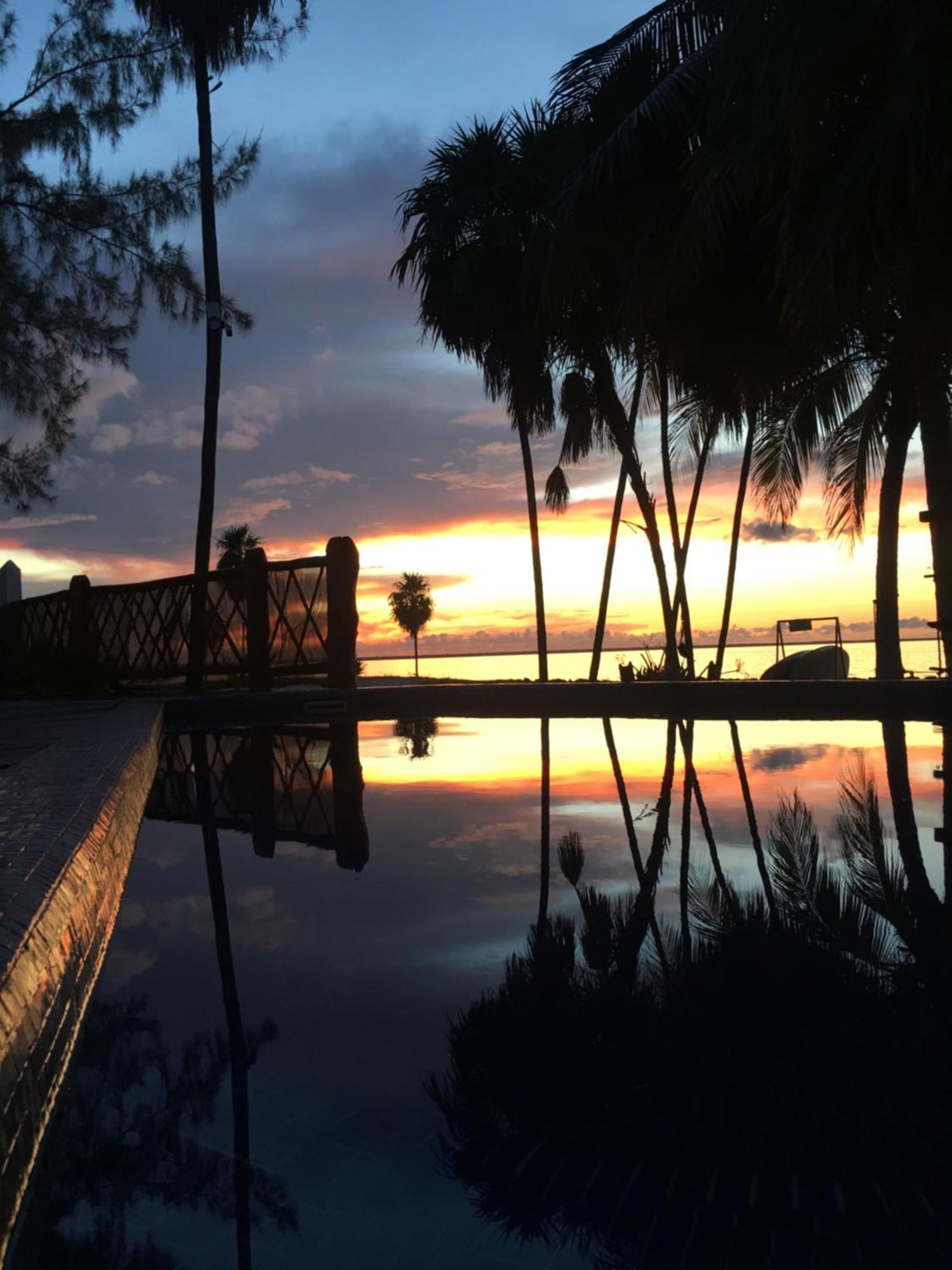 Ikarus Costa Mujeres Eco Lodge Sunset View Cancún Buitenkant foto